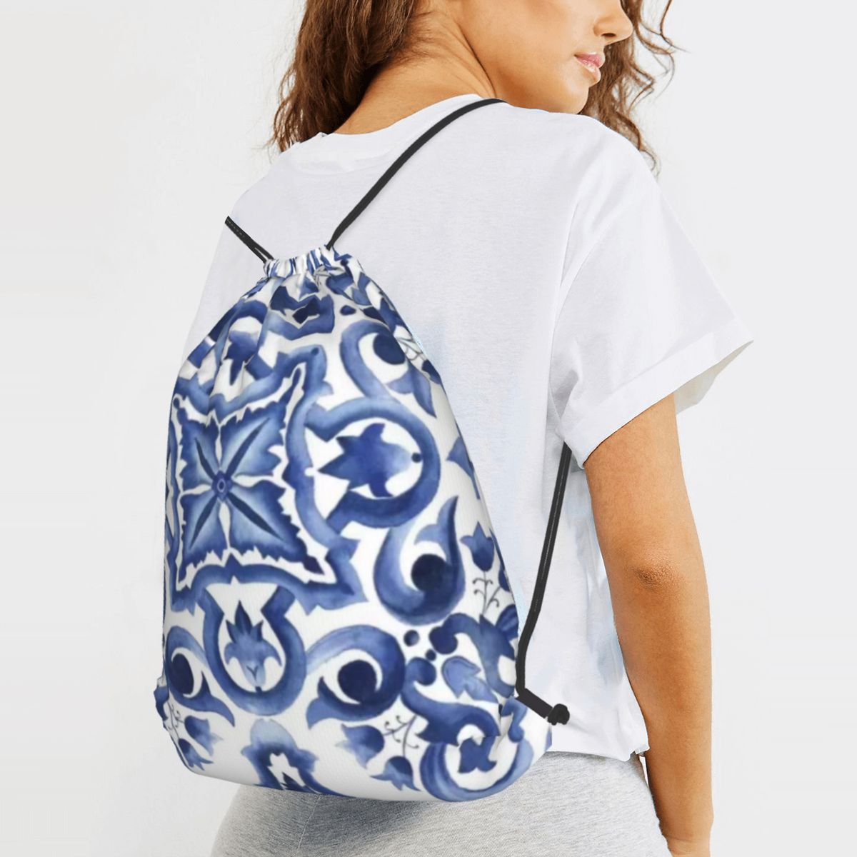 Blue Ornate Floral Mediterrane - đánh giá và giá Tile Bag Drawstring