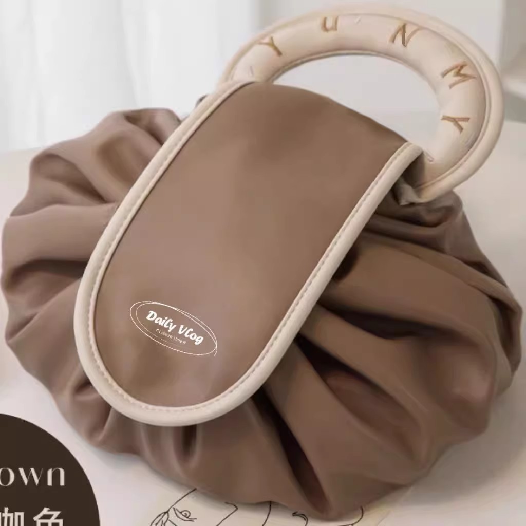 Lazy Cosmetic Bag Women's 2024 - đánh giá và giá Tile Bag Drawstring