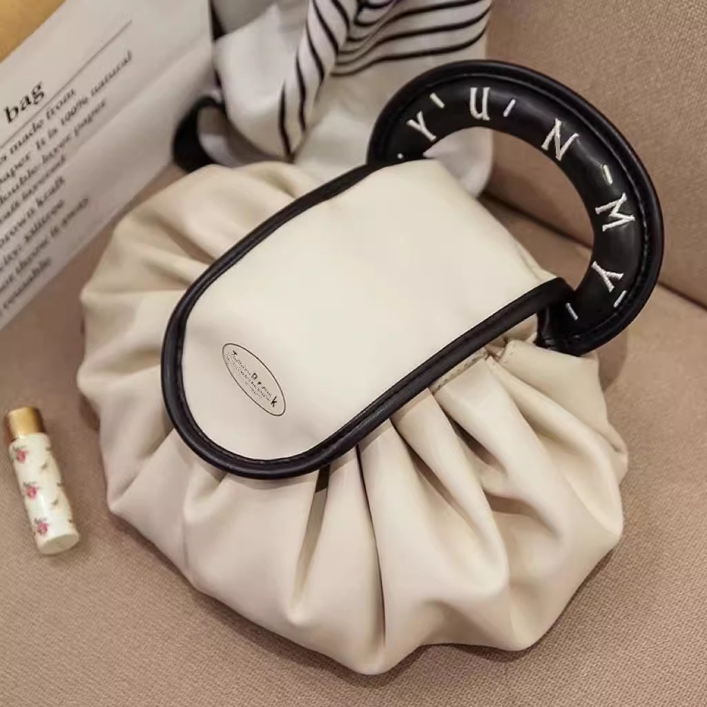 Lazy Cosmetic Bag Women's 2024 - đánh giá và giá Tile Bag Drawstring